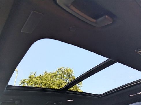 New 2026 Chevrolet Traverse Z71 w/ Enhanced Driving Package image 16