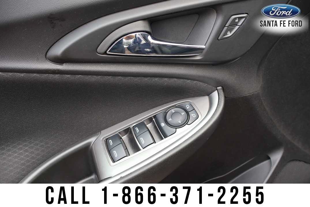 Used 2025 Chevrolet Malibu LT FWD image 10