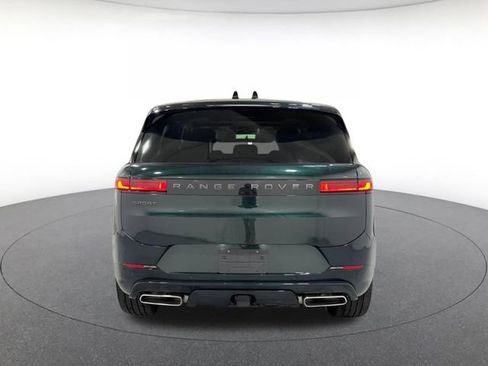 New 2026 Land Rover Range Rover Sport Dynamic SE AWD/4WD image 4