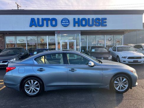 Used 2017 INFINITI Q50 Premium w/ 2.0T Premium Plus Package image 9