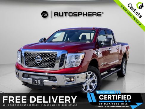 Used 2017 Nissan Titan SV image 1