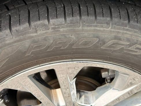 Used 2017 Ford Escape SE AWD/4WD image 40