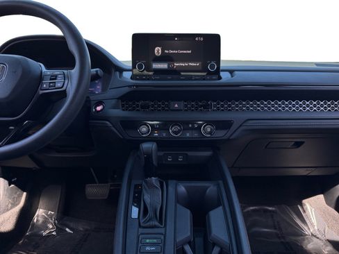 Used 2023 Honda Accord LX image 11