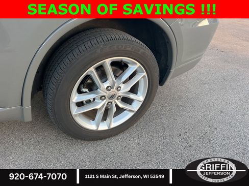 Used 2023 Dodge Durango GT image 15