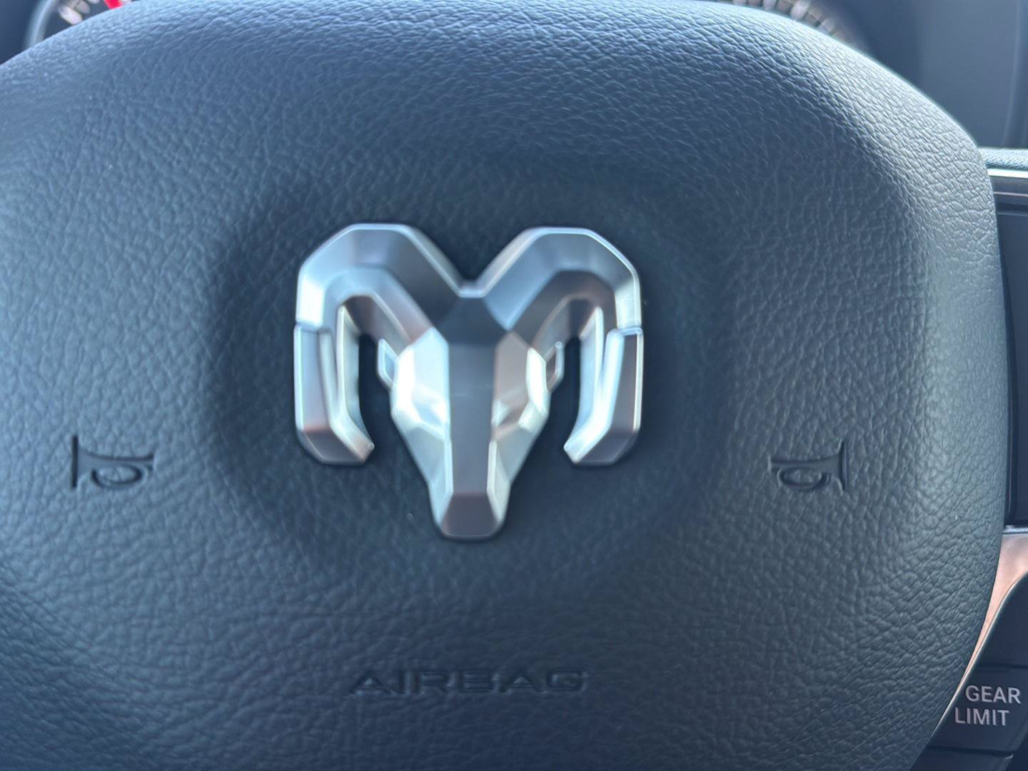 Used 2025 RAM 1500 Big Horn AWD/4WD image 31