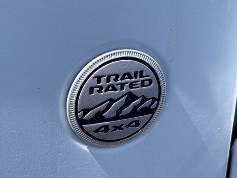 Used 2021 Jeep Gladiator Sport AWD/4WD image 8