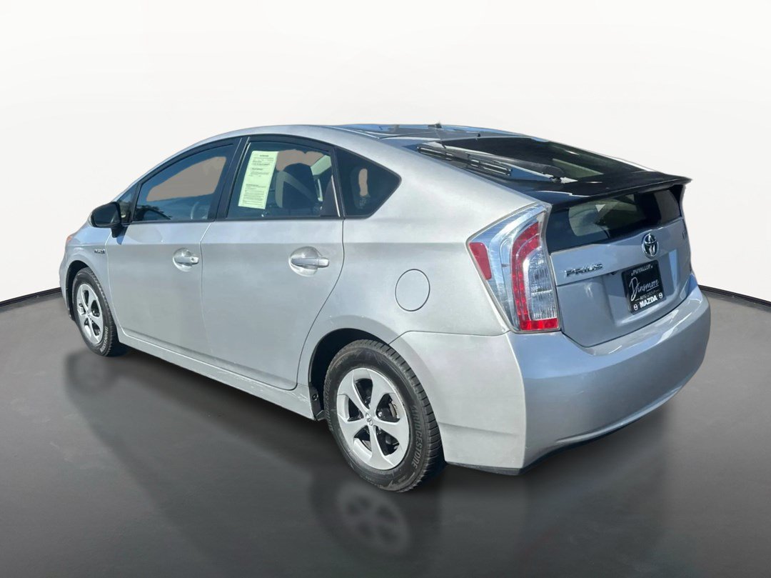 Used 2013 Toyota Prius Two FWD image 5
