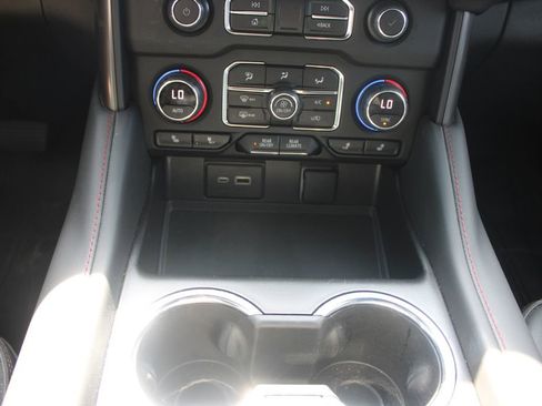 Used 2023 Chevrolet Tahoe RST w/ Luxury Package RWD image 33