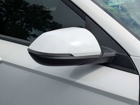 Used 2025 Hyundai Kona SEL AWD/4WD image 12