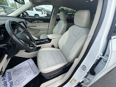 Used 2023 Buick Envision Preferred AWD/4WD image 18