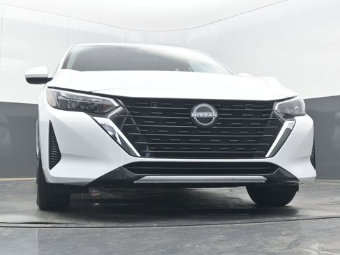 Certified 2025 Nissan Sentra S image 22