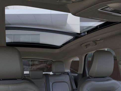 New 2025 Lincoln Corsair Reserve w/ Rear Removable Package Tray image 22