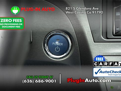 Used 2012 Toyota Prius Three w/ Solar Roof Pkg FWD image 20