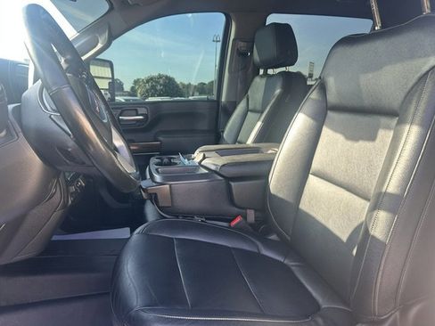 Used 2023 GMC Sierra 2500 SLE w/ SLE Value Package; AWD/4WD image 17