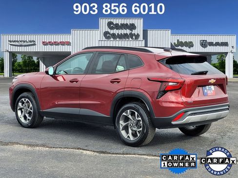 Used 2024 Chevrolet Trax LT image 6