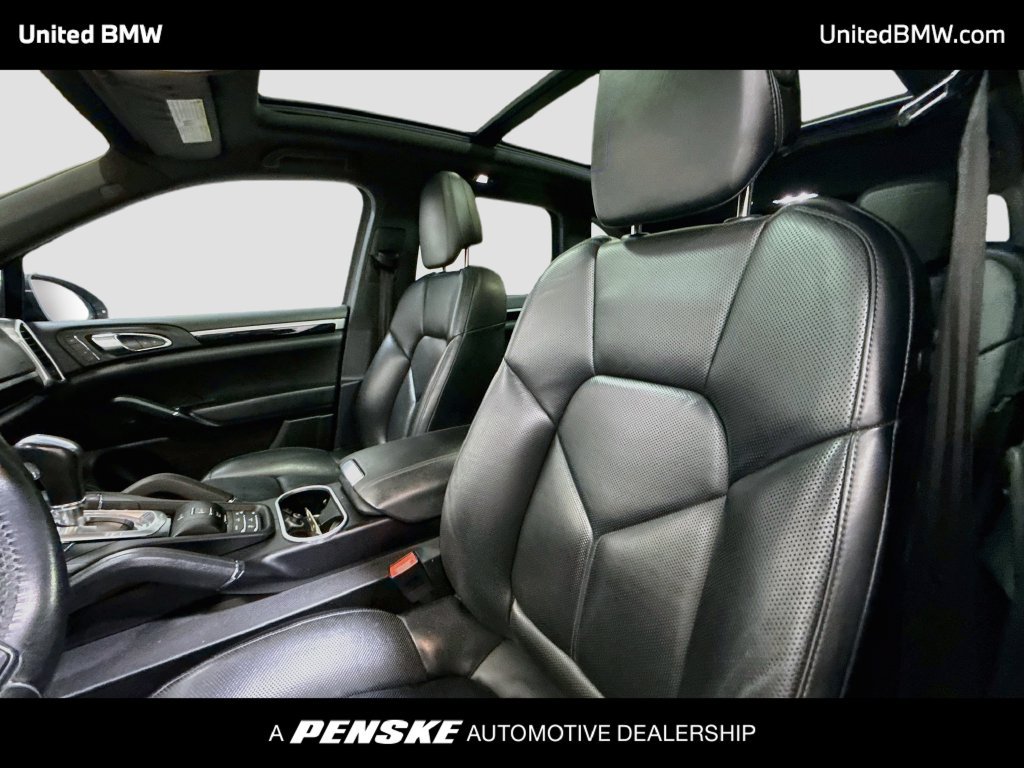 Used 2018 Porsche Cayenne S AWD/4WD image 12