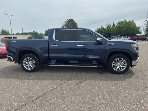 Used 2021 GMC Sierra 1500 SLT w/ SLT Convenience Package AWD/4WD image 5