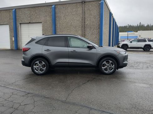 Used 2025 Ford Escape ST-Line image 4