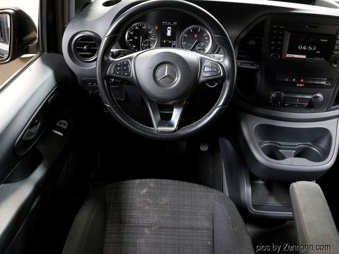 Used 2016 Mercedes-Benz Metris image 16