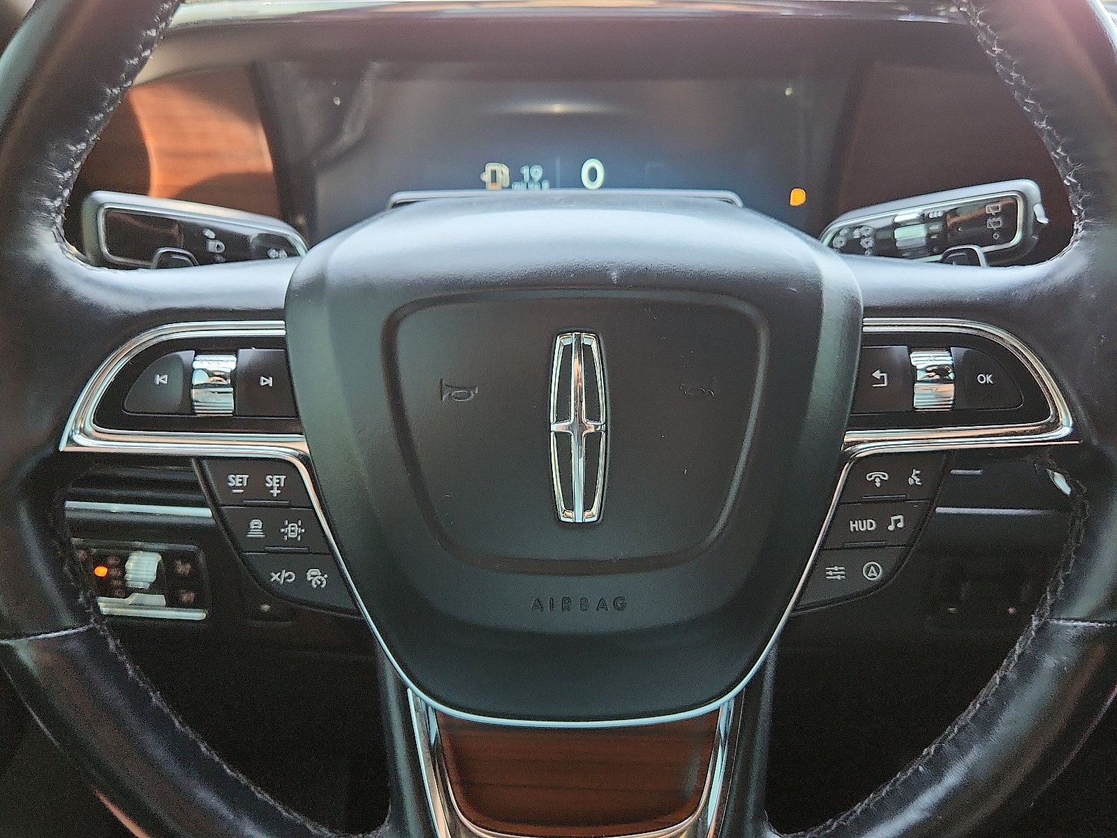 Used 2023 Lincoln Navigator L Reserve AWD/4WD image 19