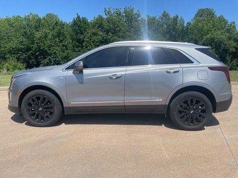 Used 2024 Cadillac XT5 Luxury FWD image 8