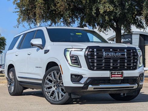 Used 2026 GMC Yukon Denali Ultimate AWD/4WD image 2