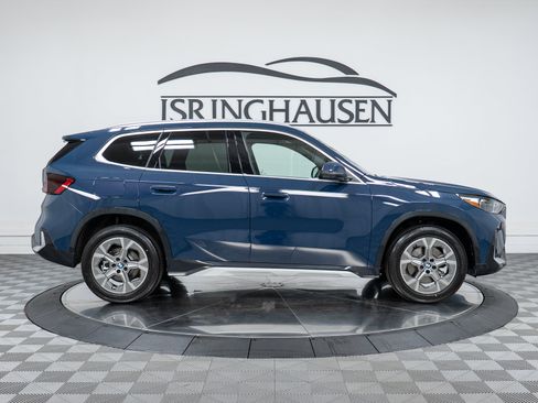 Used 2026 BMW X1 xDrive28i w/ Technology Package AWD/4WD image 4
