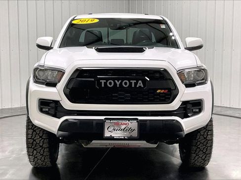 Used 2019 Toyota Tacoma TRD Pro image 2