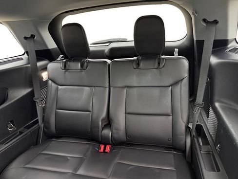 Used 2021 Ford Explorer XLT w/ Equipment Group 202A image 20