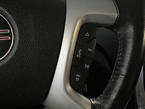 Used 2012 GMC Acadia SLT FWD image 11