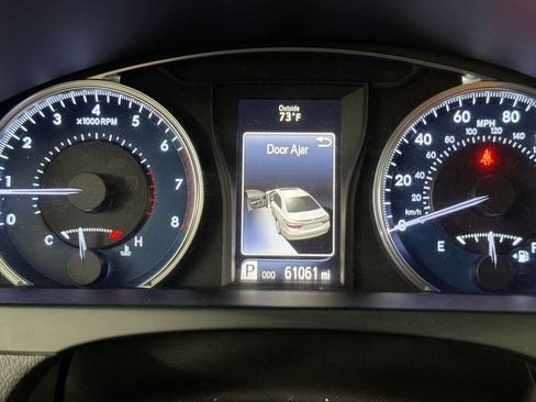 Used 2016 Toyota Camry LE image 12