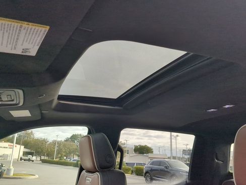 Used 2024 GMC Sierra 1500 Denali Ultimate image 27