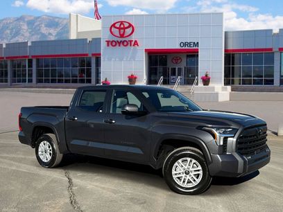 New 2026 Toyota Tundra SR5 w/ SR5 Premium Package