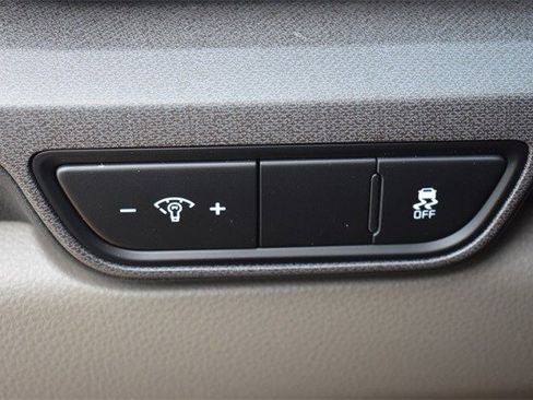 New 2026 Kia Carnival EX image 24