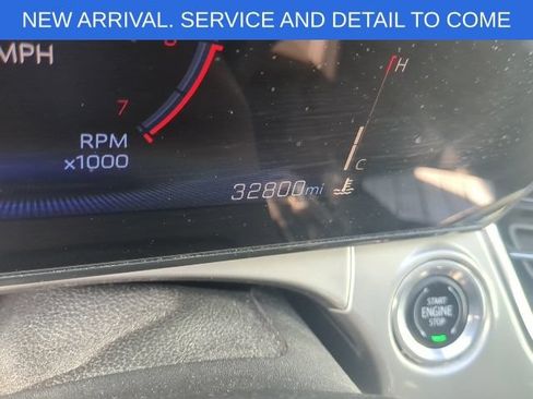 Certified 2024 Chevrolet Trax LT FWD image 2