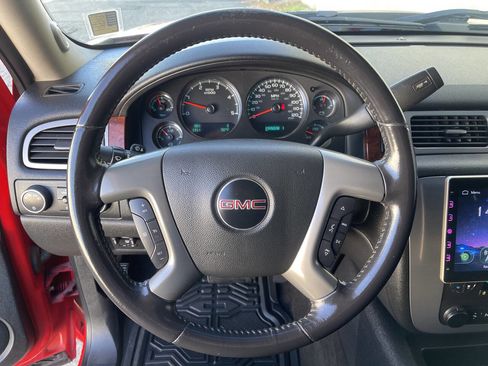 Used 2012 GMC Sierra 2500 SLT w/ SLT Convenience Package image 19