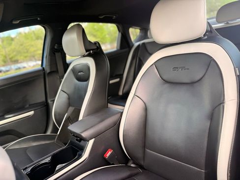 Used 2025 Kia K4 GT-Line w/ GT-Line Premium Package image 13