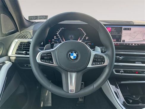 Used 2026 BMW X5 xDrive40i w/ M Sport Package image 12