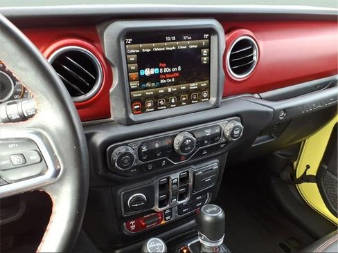 Used 2023 Jeep Wrangler Unlimited Rubicon w/ LED Lighting Group image 25