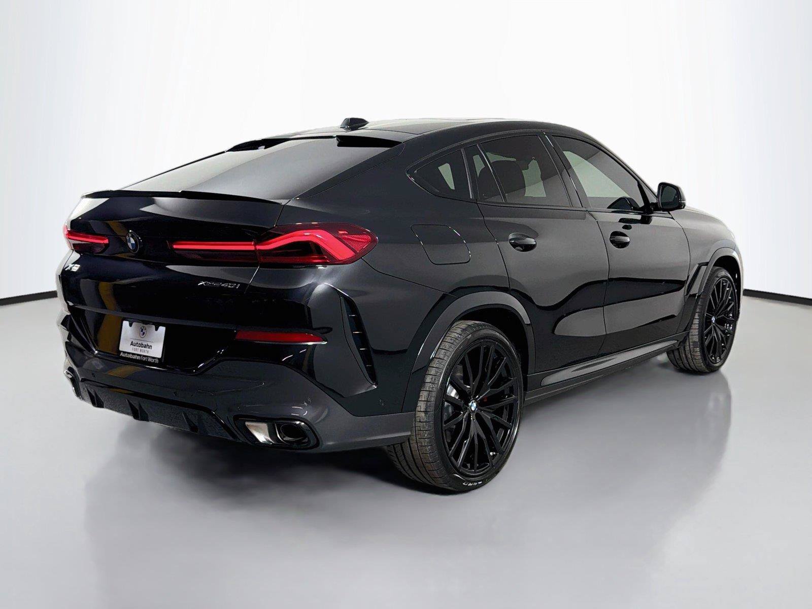 New 2027 BMW X6 xDrive40i w/ Climate Comfort Package AWD/4WD image 5