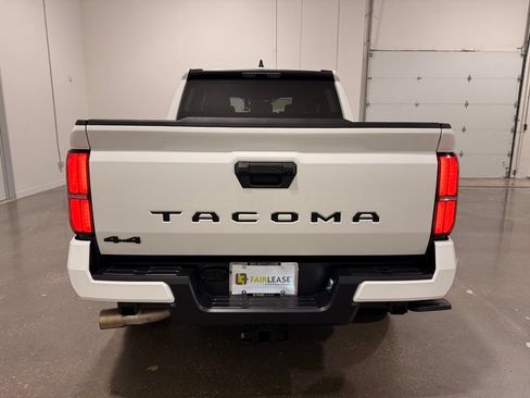 Used 2026 Toyota Tacoma SR5 AWD/4WD image 6