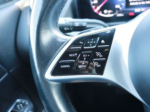 Used 2025 Mercedes-Benz GLA 250 image 16