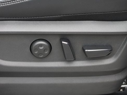 Certified 2026 INFINITI QX80 Luxe w/ Cargo Package AWD/4WD image 25