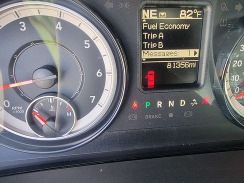 Used 2019 RAM 1500 Express w/ Express Value Package AWD/4WD image 18
