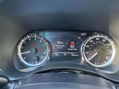 Used 2023 Toyota Highlander XSE AWD/4WD image 20