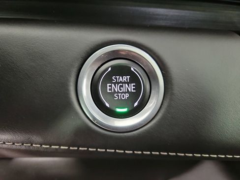 Used 2021 Cadillac Escalade Sport Platinum image 30