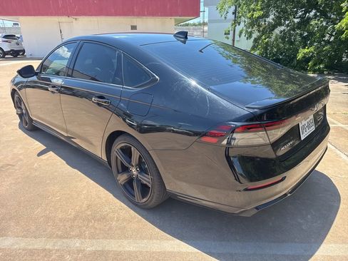 Used 2023 Honda Accord Sport image 7