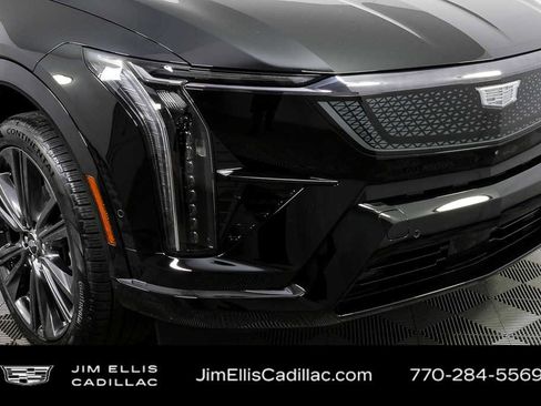 New 2026 Cadillac Optiq Sport 2 image 38