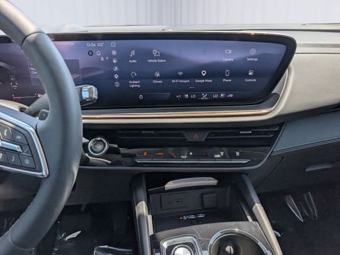 Certified 2025 Buick Envision Avenir AWD/4WD image 19