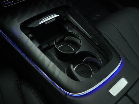 New 2026 Mercedes-Benz E 450 4MATIC Sedan image 6